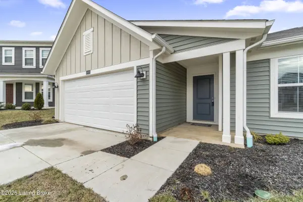 8809 Salute WAY, Louisville, KY 40229