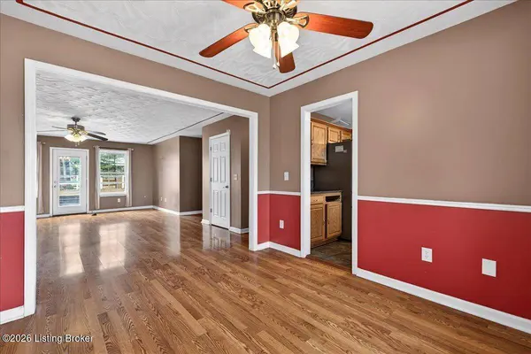 217 Bolton Ct, Shepherdsville, KY 40165