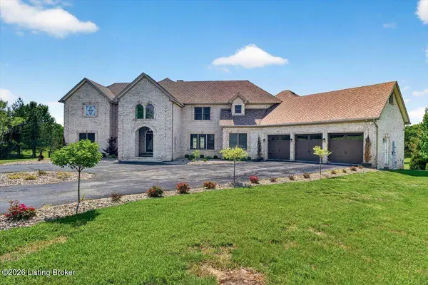 451 Todd Dr, Simpsonville, KY 40067