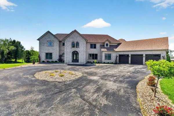 451 Todd Dr, Simpsonville, KY 40067