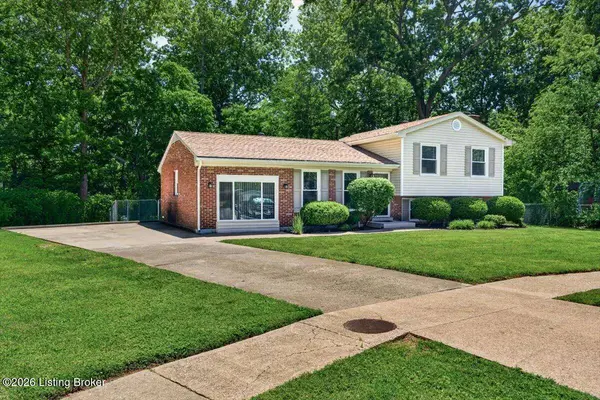 7000 Cochise Ct, Louisville, KY 40258