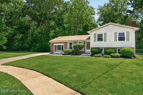 7000 Cochise Ct, Louisville, KY 40258