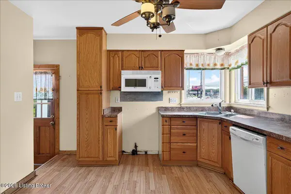 3500 Stanton Blvd, Louisville, KY 40220