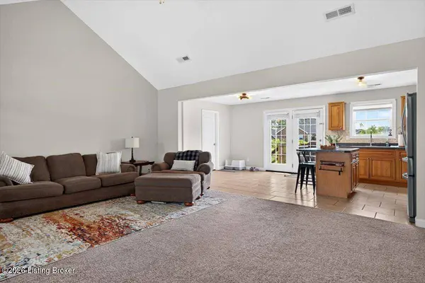 114 Camellia Ave, Bardstown, KY 40004