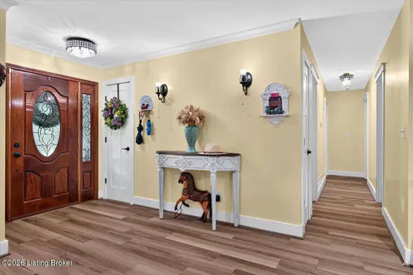 3600 New Moody Ln, La Grange, KY 40031