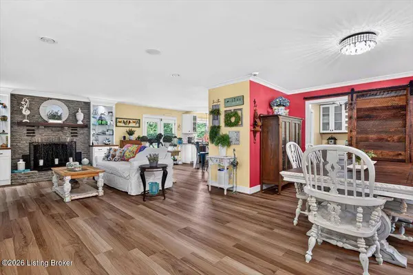 3600 New Moody Ln, La Grange, KY 40031