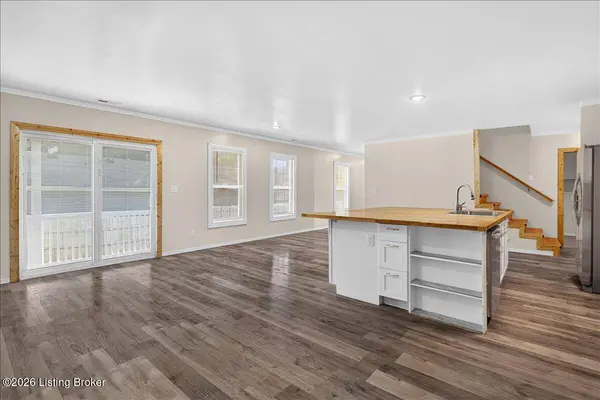 12413 Berrytown Rd, Louisville, KY 40223