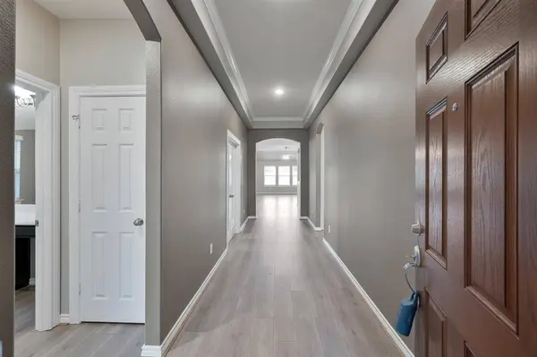 27992 Lone Hollow LN, Spring, TX 77386