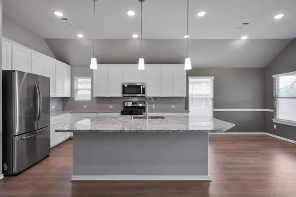 27992 Lone Hollow LN, Spring, TX 77386