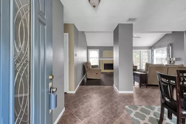 18627 Sweetjasmine LN, Spring, TX 77379