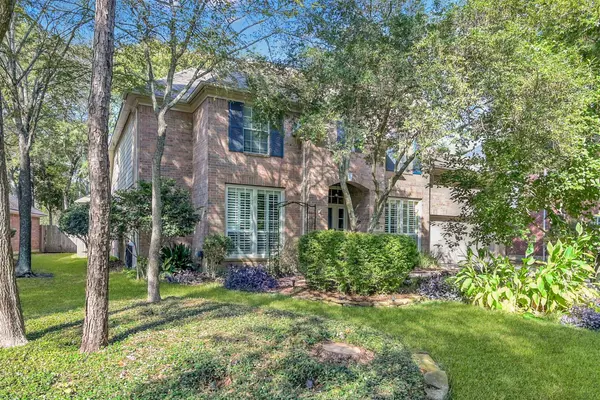 143 S Goldenvine CIR, The Woodlands, TX 77382