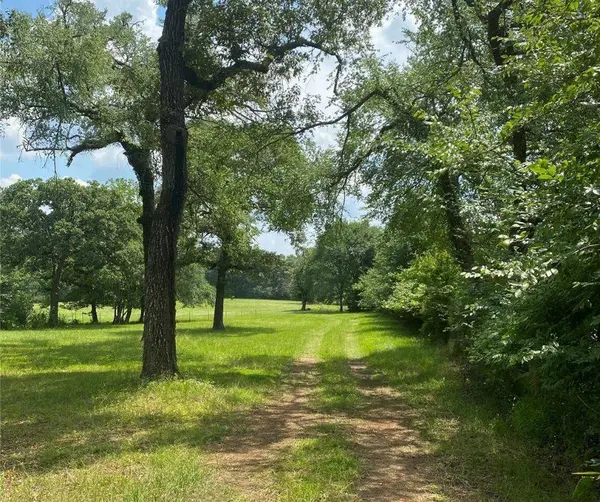 3301 Fm 2693 RD W, New Waverly, TX 77358