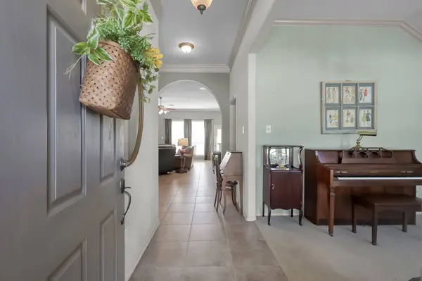 2318 Caroline Park LN, Spring, TX 77386