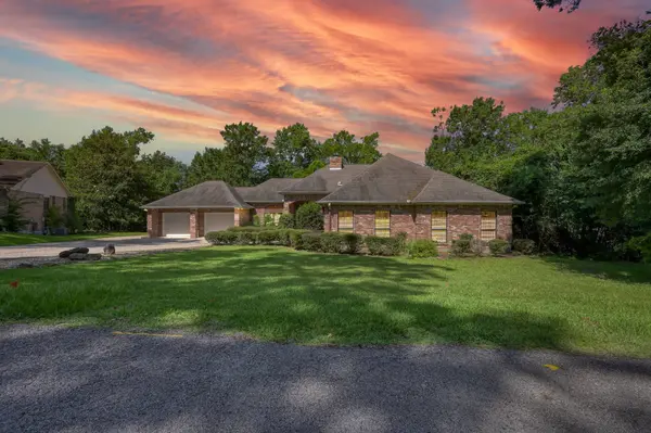 13777 Parkway Manor DR, Willis, TX 77318