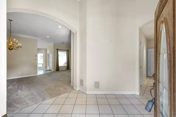 13777 Parkway Manor DR, Willis, TX 77318