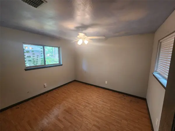 213 Holly LN, Woodbranch, TX 77357