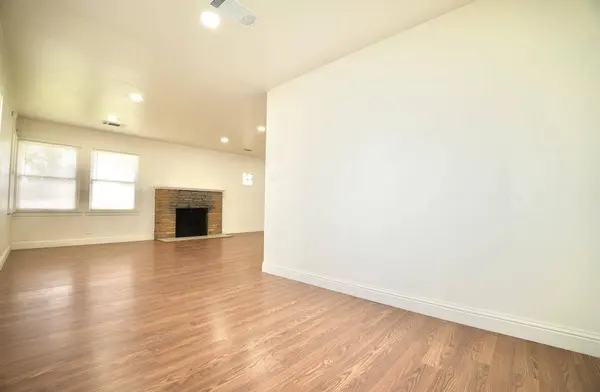 1305 E Fedora, Fresno, CA 93704