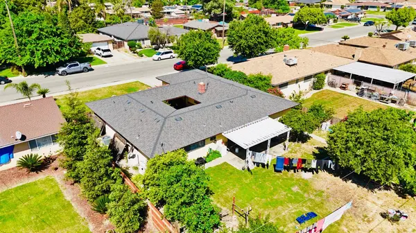 414 S 4th ST, Kerman, CA 93630