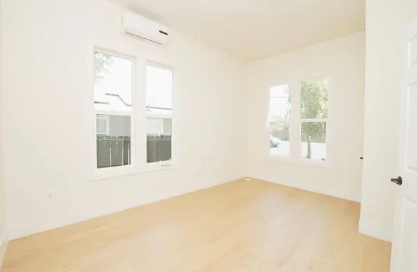 1217 N Palm AVE, Fresno, CA 93728