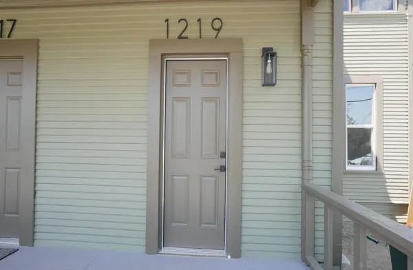 1217 N Palm AVE, Fresno, CA 93728