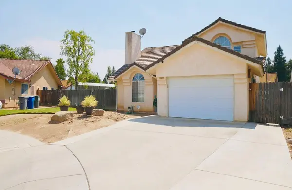 1565 E Lester AVE, Fresno, CA 93720