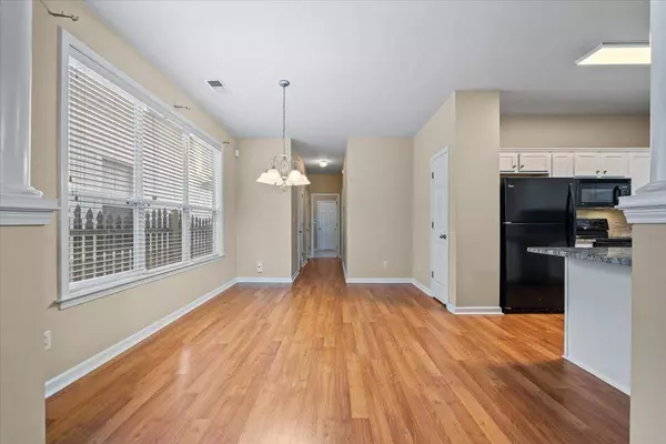 138 ISLAND BLUFF DR, Memphis, TN 38103