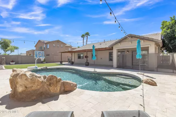 4968 E WESTCHESTER Drive, Chandler, AZ 85249