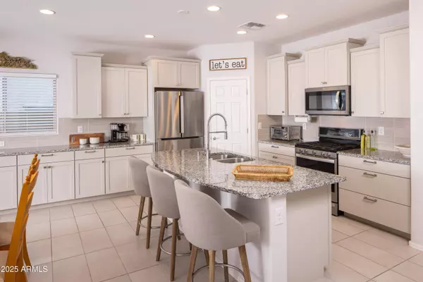 6306 W SONOMA Way, Florence, AZ 85132