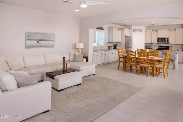 6306 W SONOMA Way, Florence, AZ 85132