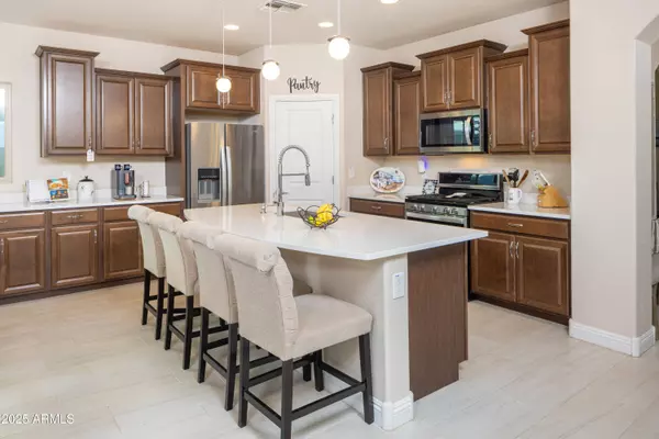 6638 W SONOMA Way, Florence, AZ 85132