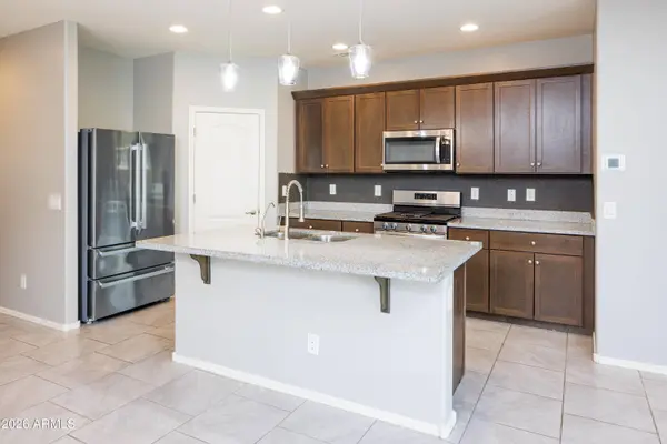 40057 W CRANE Drive, Maricopa, AZ 85138