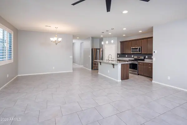 40057 W CRANE Drive, Maricopa, AZ 85138