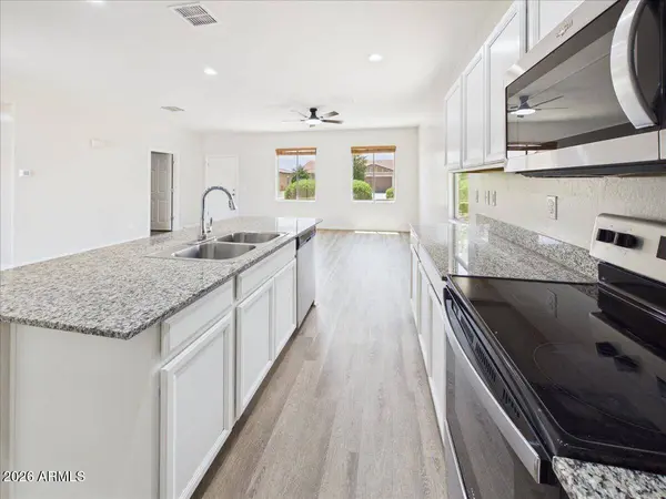 810 W RAYMOND Street, Coolidge, AZ 85128