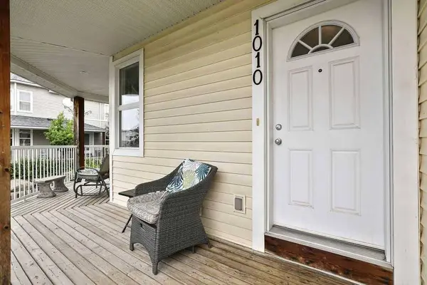 1010 Prairie Sound CIR NW, High River, AB T1V2A5