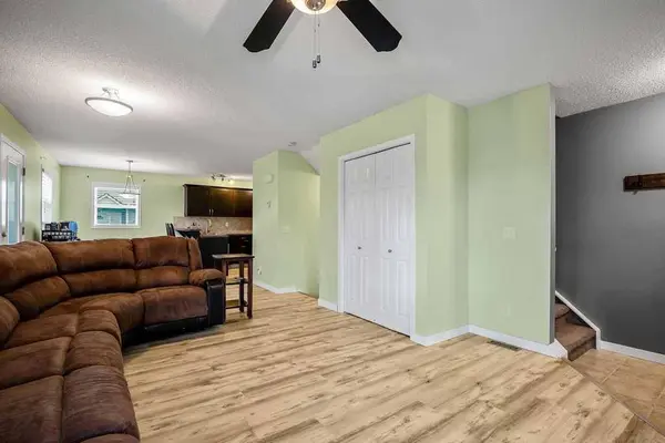 1010 Prairie Sound CIR NW, High River, AB T1V2A5