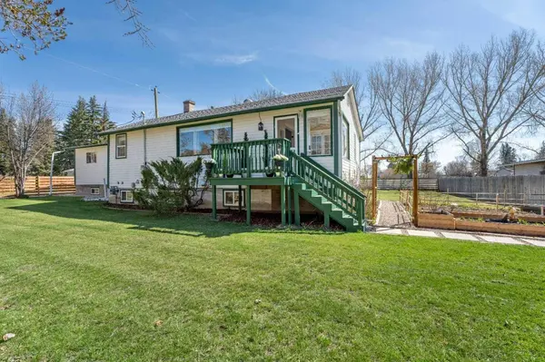 606 4 ST, Bassano, AB T0J0B0