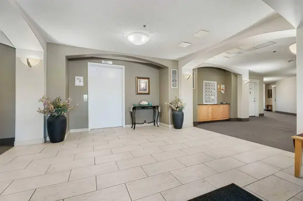 500 N 7 ST NW #108, High River, AB T1V 1T6