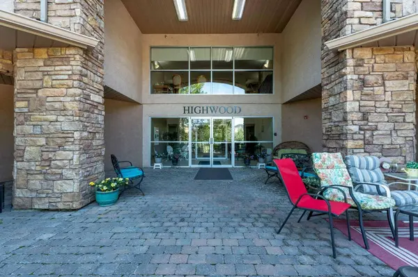 500 N 7 ST NW #108, High River, AB T1V 1T6