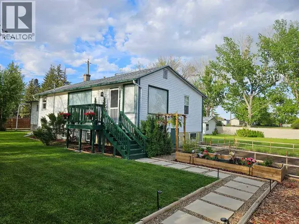 606 4 Street, Bassano, AB T0J0B0