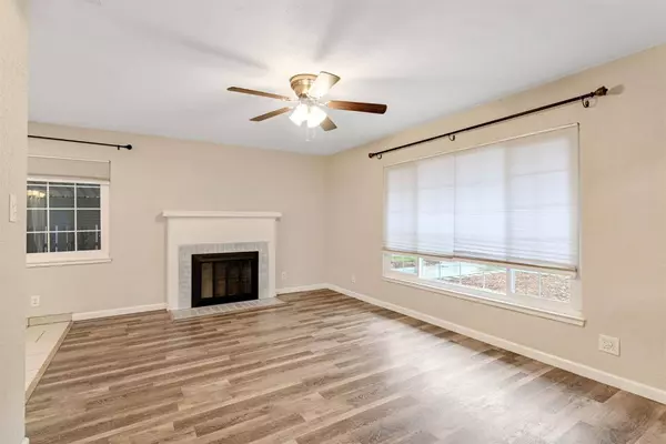 1314 W Weldon AVE, Fresno, CA 93705