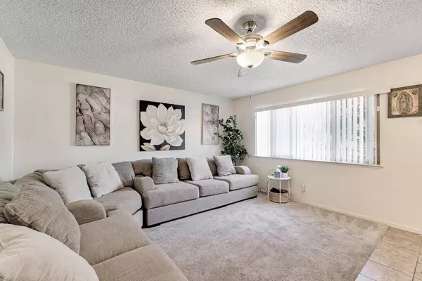 3097 W Santa Ana AVE, Fresno, CA 93722