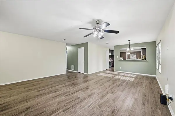 2516 Red Oak Drive, Little Elm, TX 75068