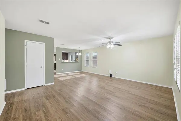 2516 Red Oak Drive, Little Elm, TX 75068
