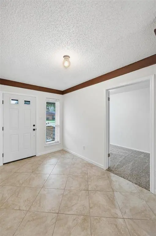 1709 Princeton Drive, Arlington, TX 76015