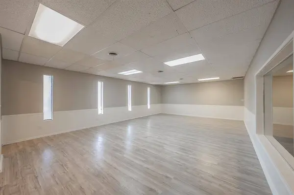 5704 James Avenue, Fort Worth, TX 76134
