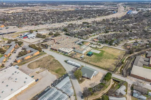 5704 James Avenue, Fort Worth, TX 76134