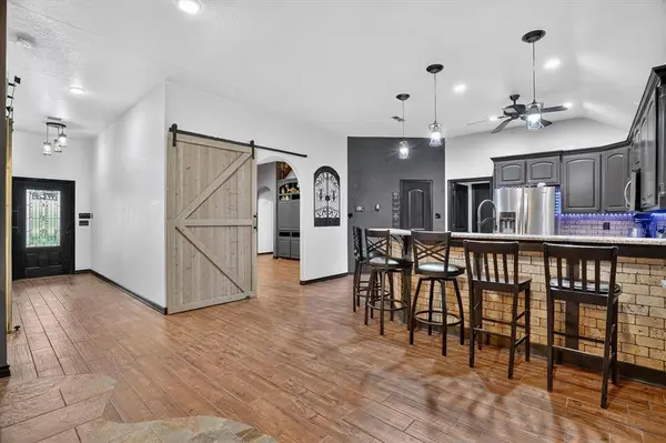 1017 County Road 3555, Paradise, TX 76073