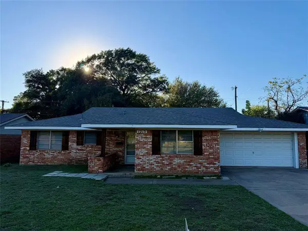 1213 Mary Drive, Hurst, TX 76053