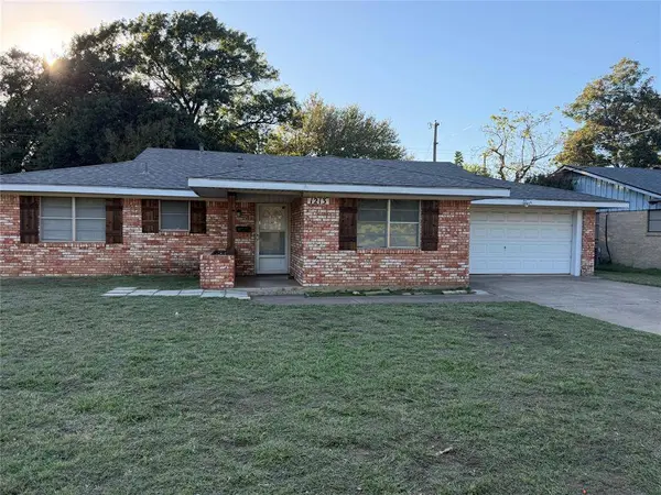 1213 Mary Drive