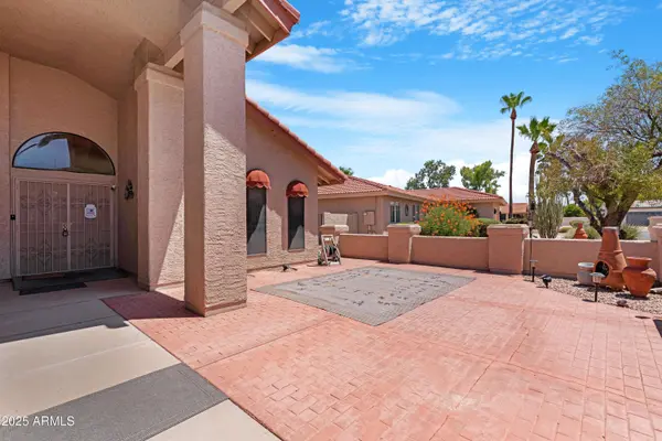 26637 S NEW TOWN Drive, Sun Lakes, AZ 85248